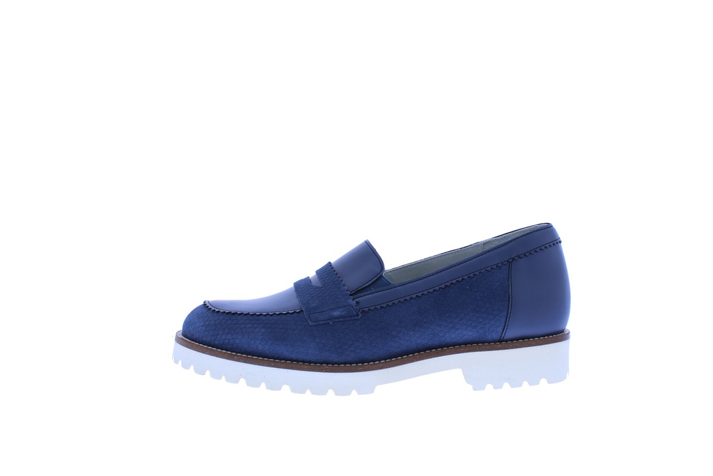 2305-148-223-3269 Lynn mocassin