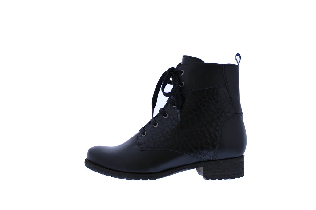 2432-7-228-3299 Anja veterlaarsje